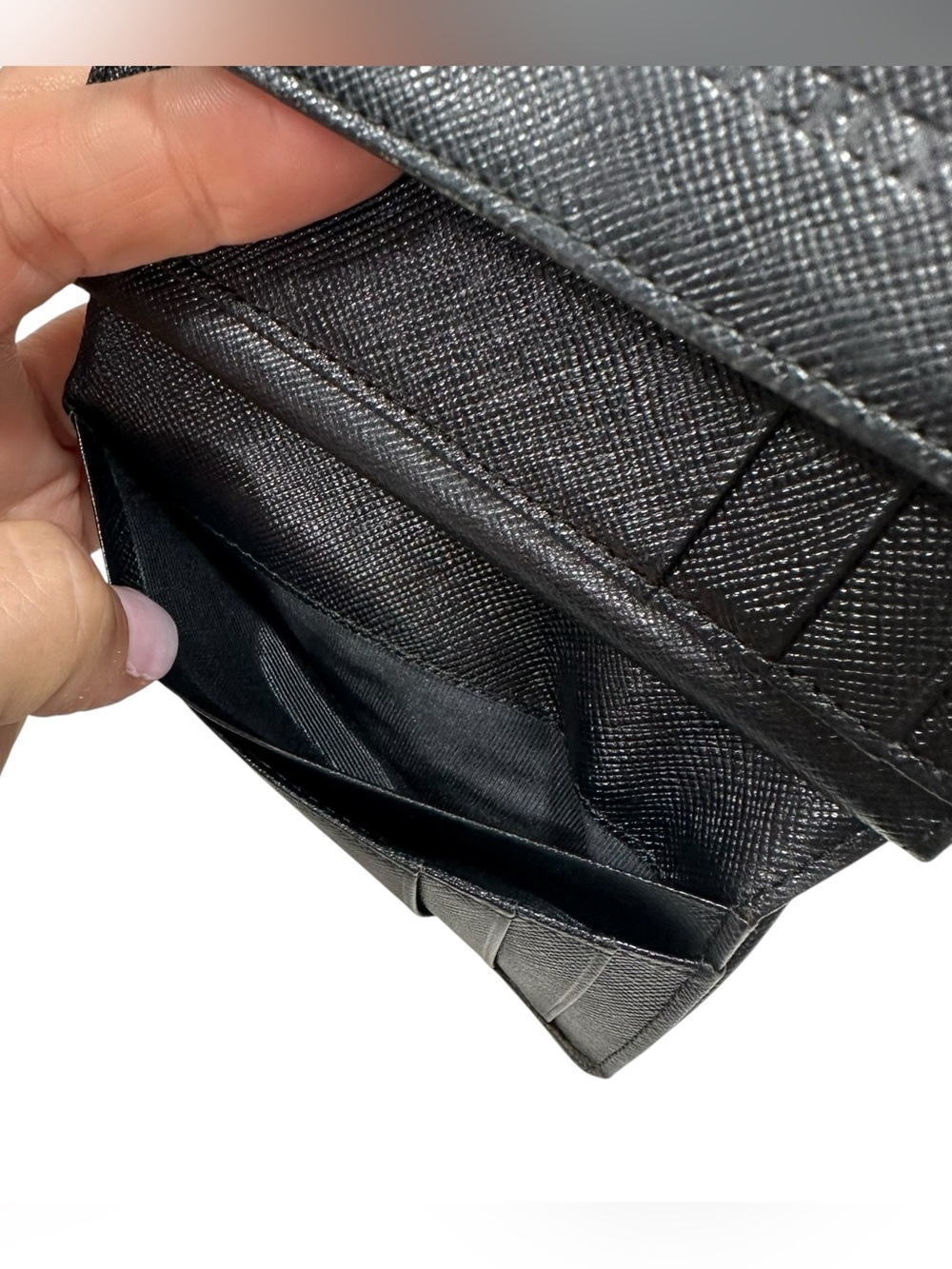 Burberry Black Leather & Nova Check Canvas Kisslock Compact Bifold Wallet - Picture 7 of 14